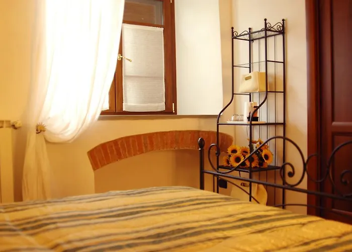 Chiusa Dei Monaci فندق مبيت وإفطار